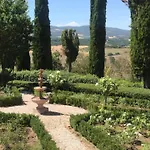 In Mit Grill- Gemeinschaftspool Und Garten By Interhome * Chiusi